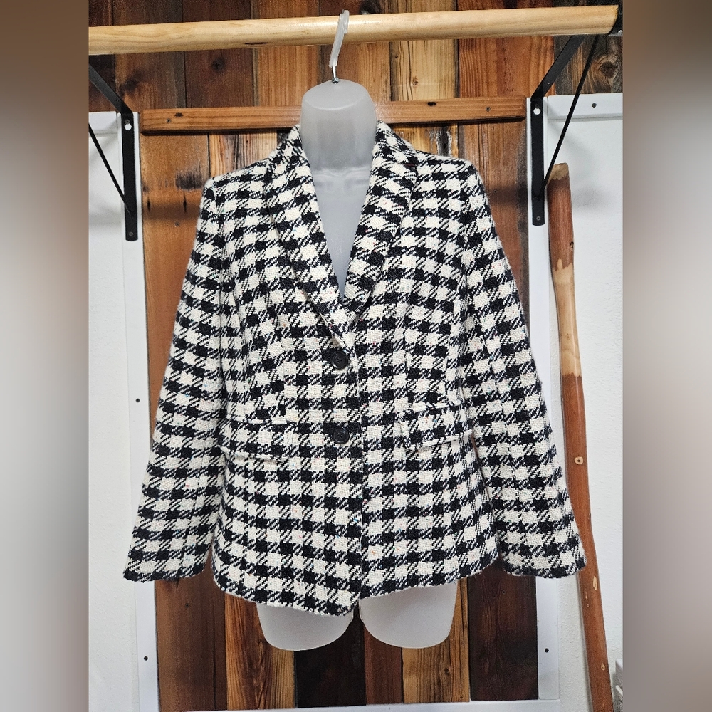 Talbots Black and White Houndstooth Blazer